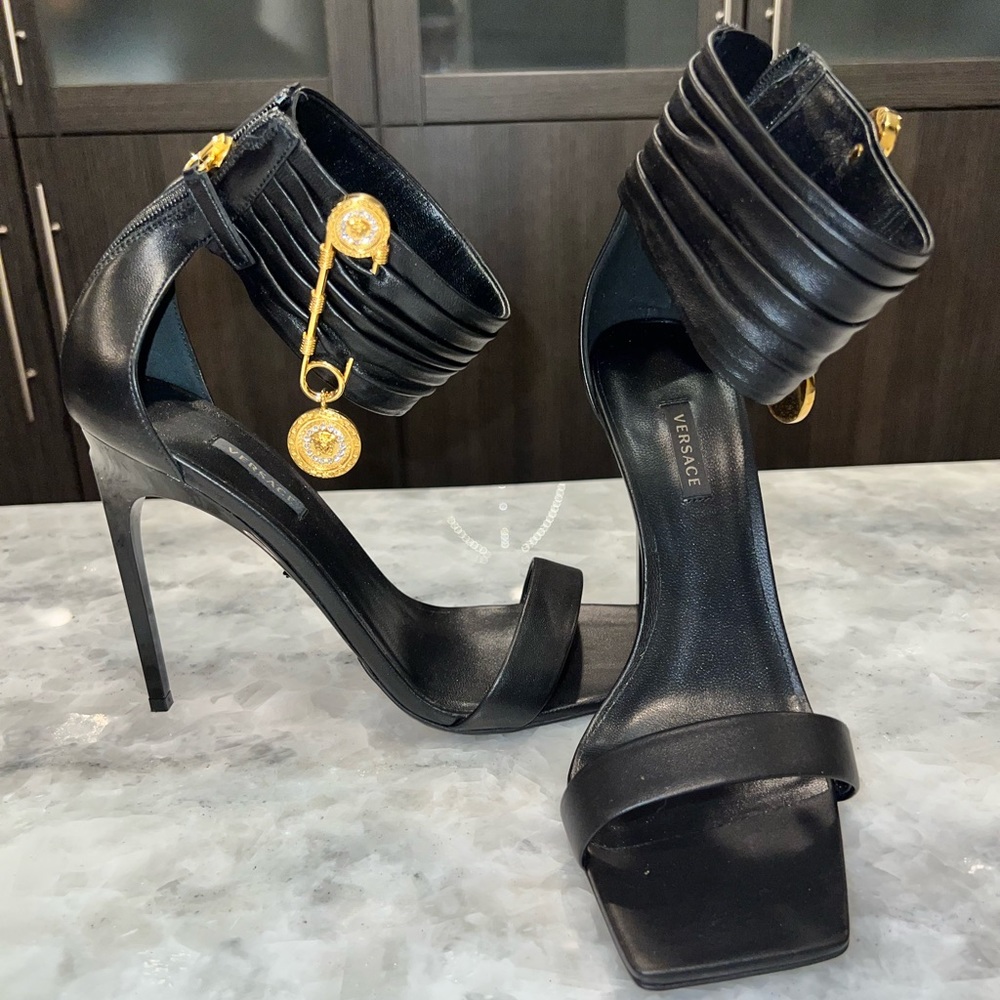 VERSACE SAFETY PIN NAPPA LEATHER SANDALS